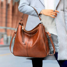 Carregar imagem no visualizador da galeria, Bolsa LaBella Feminina de Couro